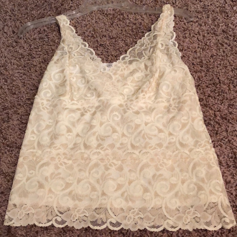 Like new White House black market blouse